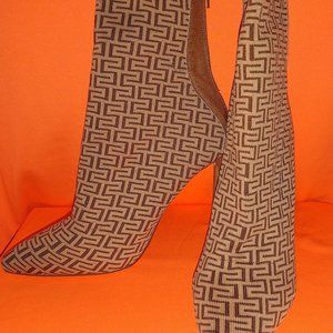 Brown and Tan Knit Ankle Boots Woman Size 12M